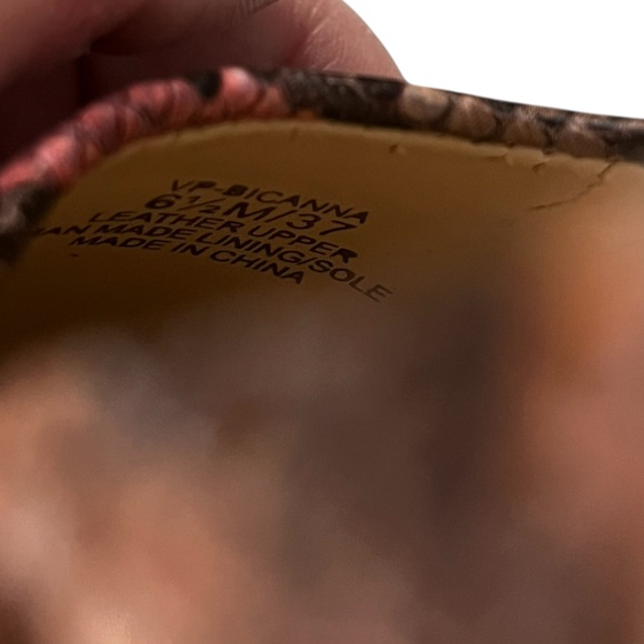 Vince Camuto Bicanna brown pink snake print leather square toe ballet flats - Picture 9 of 9